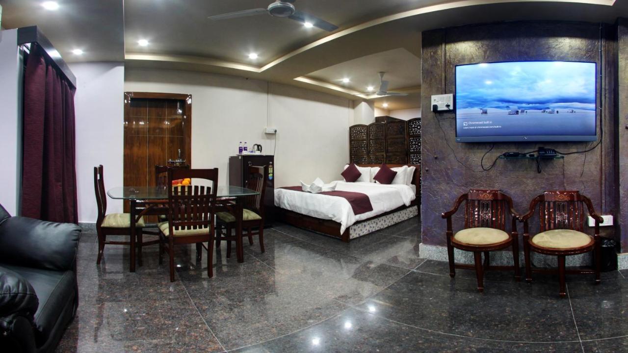 Bharalu Residency Hotel Guwahati Buitenkant foto